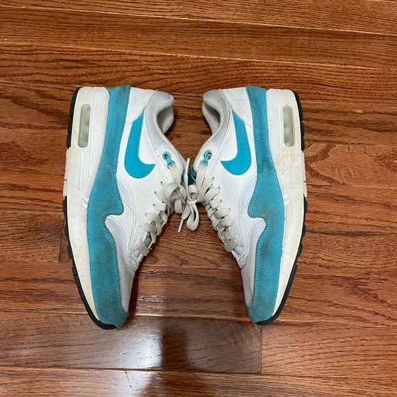 NIKE AIR MAX BLUE SUEDE SHOES - Picture 7 of 7